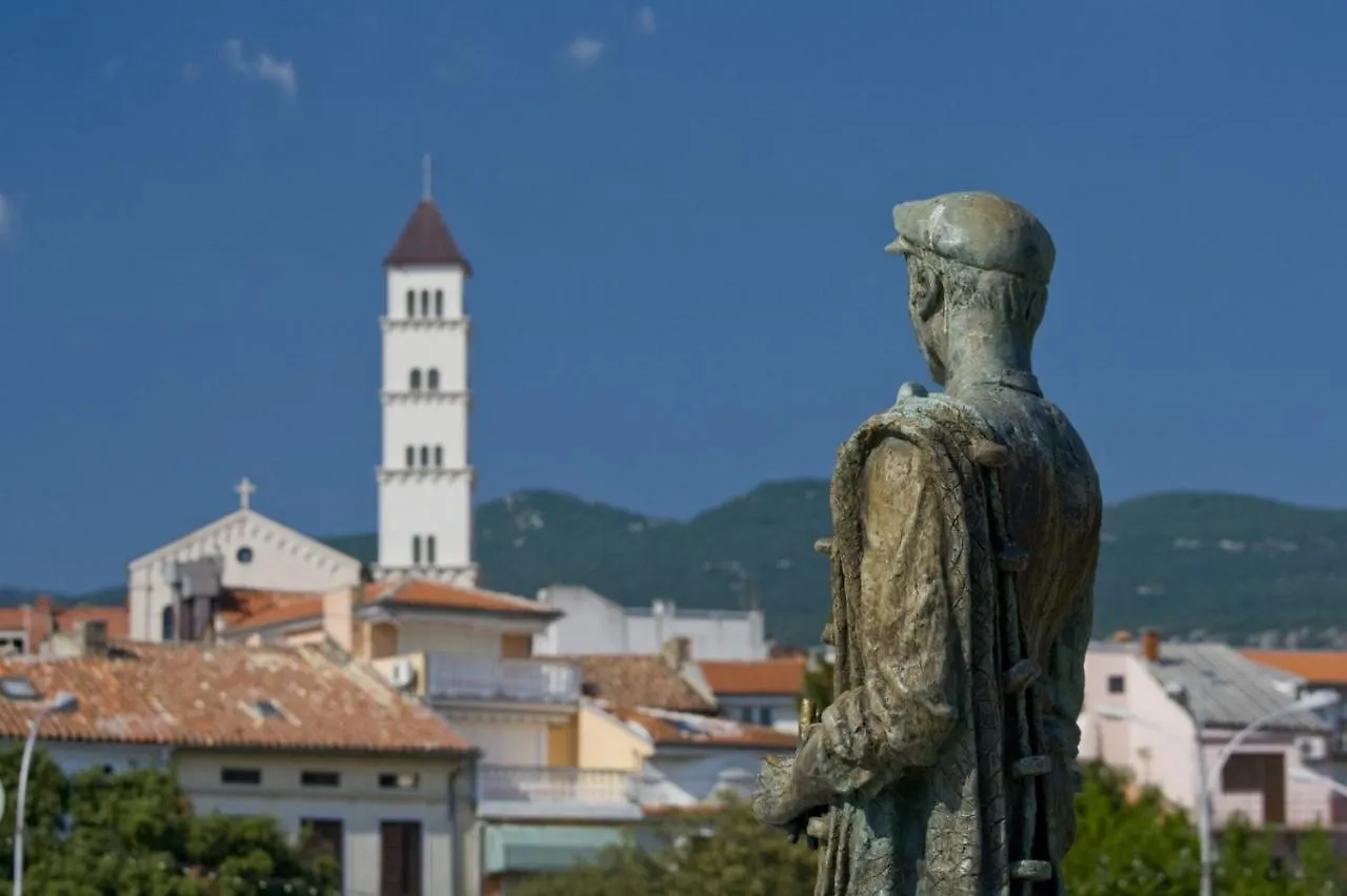 Apartment In Crikvenica With Sea View, Balcony, Air Conditioning, Wifi 3492-3